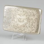 Cigarette case silver.