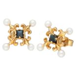 Franklin Mint Igor Carl Fabergé 18K. yellow gold ear studs set with sapphire and pearl.