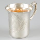 Drinking cup silver.