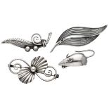 Lot of 4 silver Danish and Noorwegian design brooches.