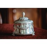 Tobacco jar ('s-Gravenhage, Johannes Dingemans 1792-1811) silver.