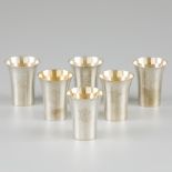 6-piece set of shot cups silver.