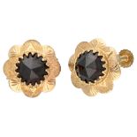 Vintage 14K. yellow gold flower-shaped earrings set with garnet.