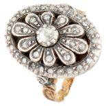 Antique 19th century 14K. yellow gold chased ring set with diamond in silver.