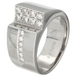 18K. White gold Maison De Greef band ring set with approx. 0.65 ct. diamond.