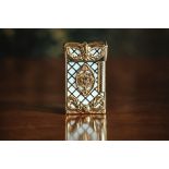 S.T. Dupont lighter "Versailles" Limited Edition no. 914/2686.