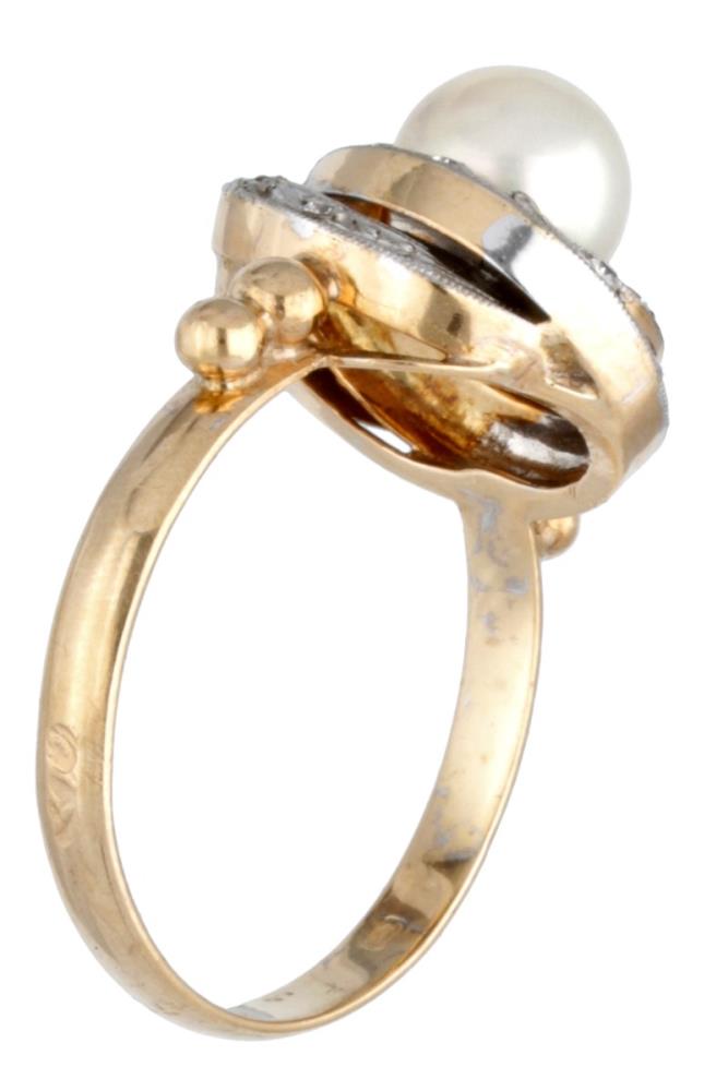 14K. Bicolor gold ring set with a white pearl and cubic zirconia. - Image 2 of 3