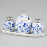 Condiment set (Rosenthal porcelain) silver.