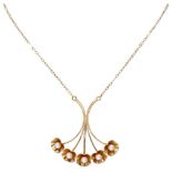 18K. Yellow gold Alton necklace and pendant set with pearls.