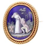 14K. Yellow gold vintage brooch depicting a loving couple painted on earthenware.