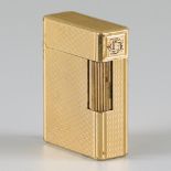 S.t. Dupont lighter.