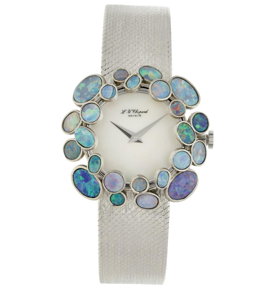 Chopard Mother of Pearl & Opal dress watch 88956 - Ladies watch.