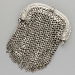 Silver frame purse (1850).
