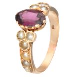 14K. Rose gold ring set with approx. 1.42 ct. garnet and seed pearls.
