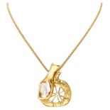 18K. Yellow gold necklace and pendant by Belgian designer Helga Kordt, set with diamond and mother-o