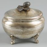 Tea caddy silver-plated.