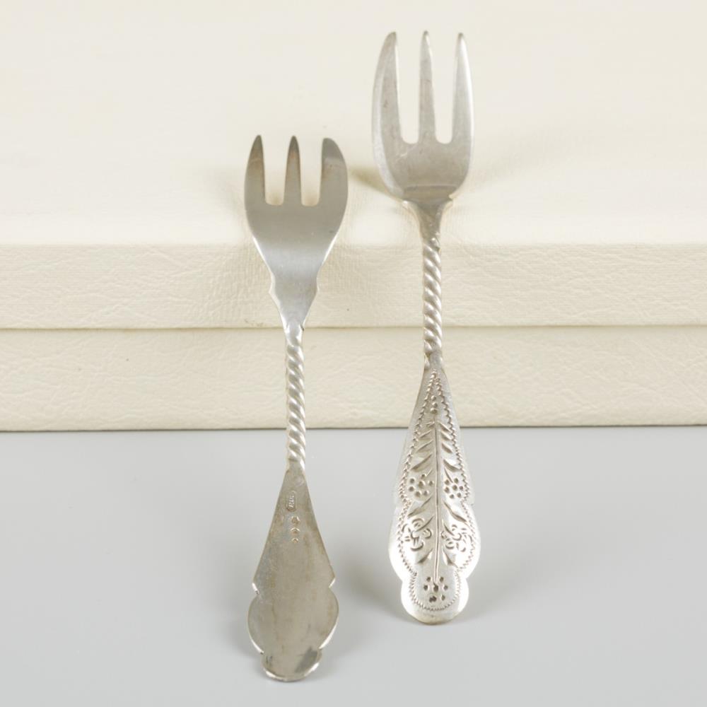 12-piece set of silver pastry forks. - Image 3 of 5