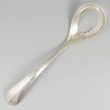 Egg spoon ''Haags Lofje'' silver.