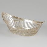 Silver sweetmeat / bonbon basket.