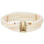 Three-row Schoeffel saltwater pearl bracelet made of Japanese Akoya pearls with a 14K. yellow gold c