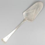 Cake / pastry scoop silver.