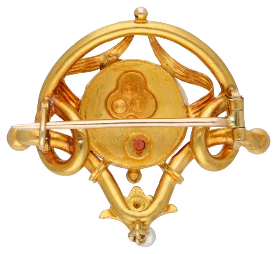 14K. Yellow gold Art Nouveau brooch set with seed pearls and glass garnet. - Image 2 of 2