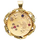 Antique 18K. yellow gold floral engraved brooch / pendant with top-doublets as imitation and seed pe