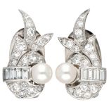 Pt 950 platinum clip earrings set with approx. 1.92 ct. diamond and pearl.