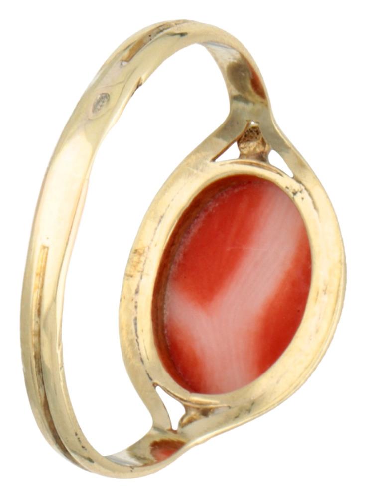 14K. Yellow gold ring set with approx. 2.01 ct. red coral. - Image 2 of 2