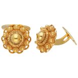 Vintage 14K. yellow gold cufflinks, each with a Zeeland knot.