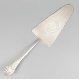 Cake / pastry server silver.