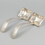 2-piece set of sauce spoons silver.