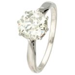 14K. White gold solitaire ring set with approx. 2.50 ct. diamond.