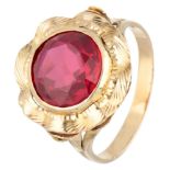Vintage 18K. yellow gold ring set with approx. 4.40 ct. synthetic ruby.
