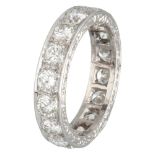 18K. White gold eternity ring set with approx. 1.92 ct. diamond.