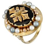 Vintage 14K. yellow gold ring set with pearls and diamond.