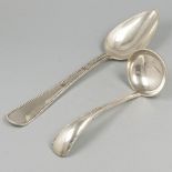 Vegetable spoon and gravy spoon silver.