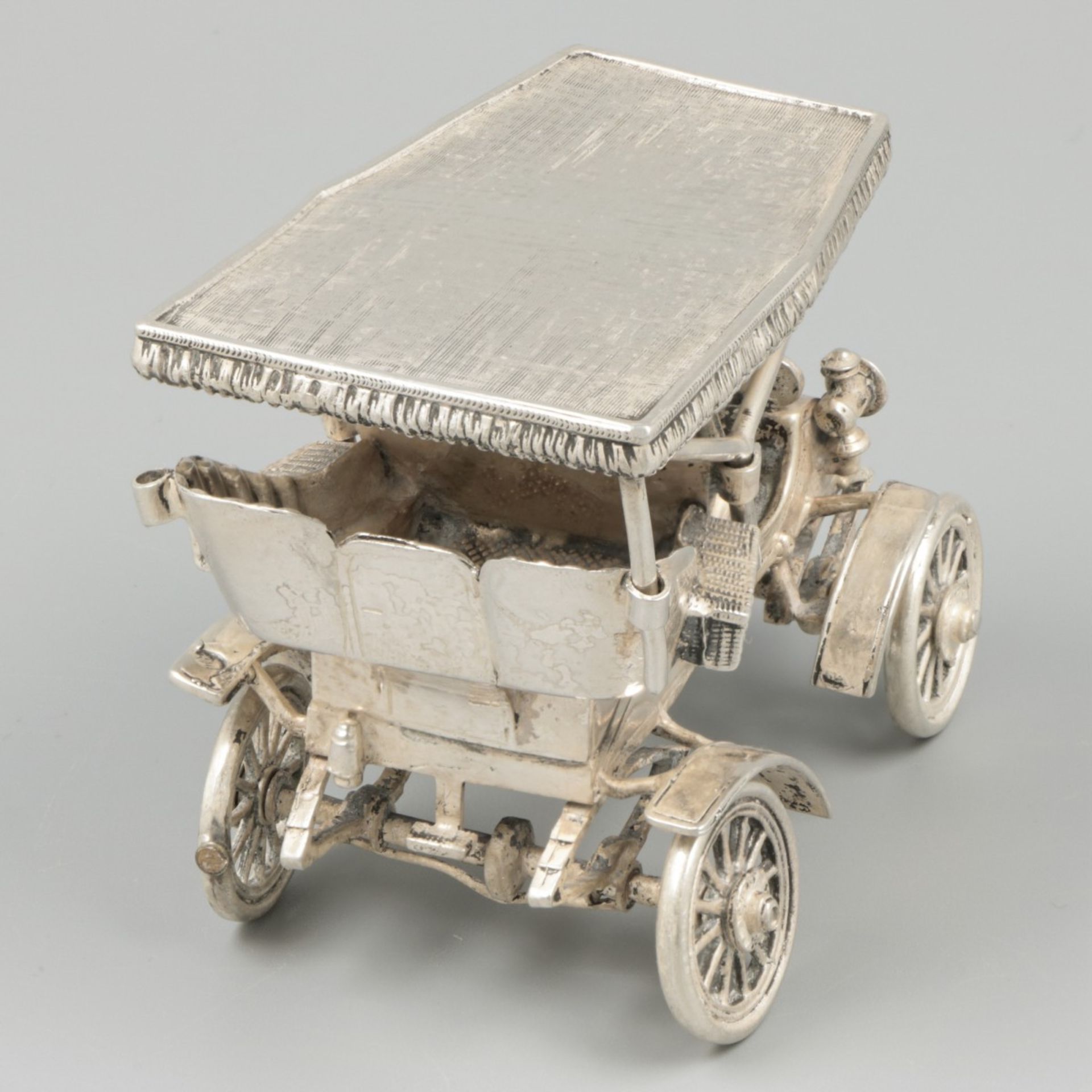 Detailed Ford 1903 silver. - Image 3 of 4