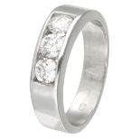 14K. White gold river ring set with approx. 0.72 ct. diamond.
