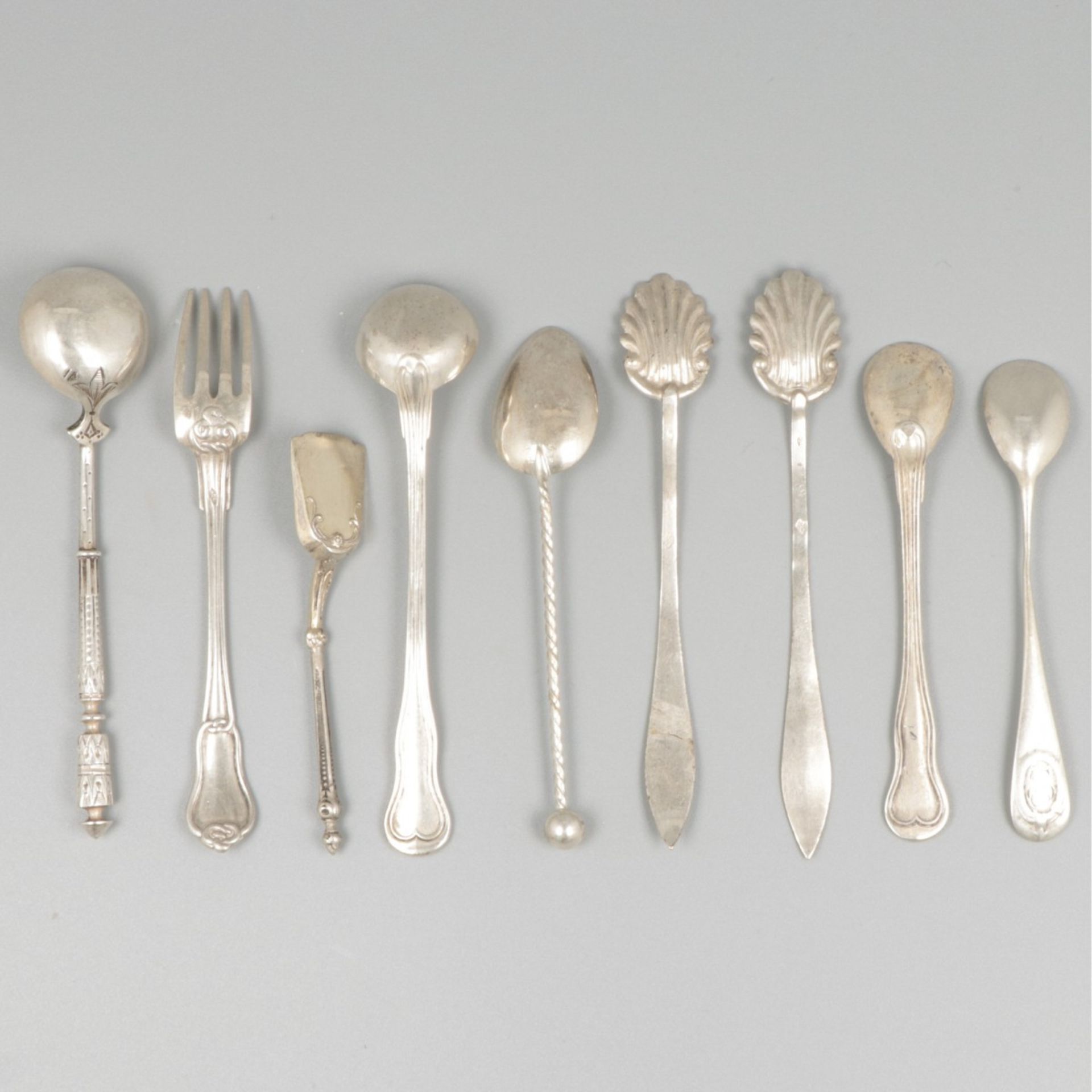 9-piece lot of various silver serving pieces. - Image 2 of 9