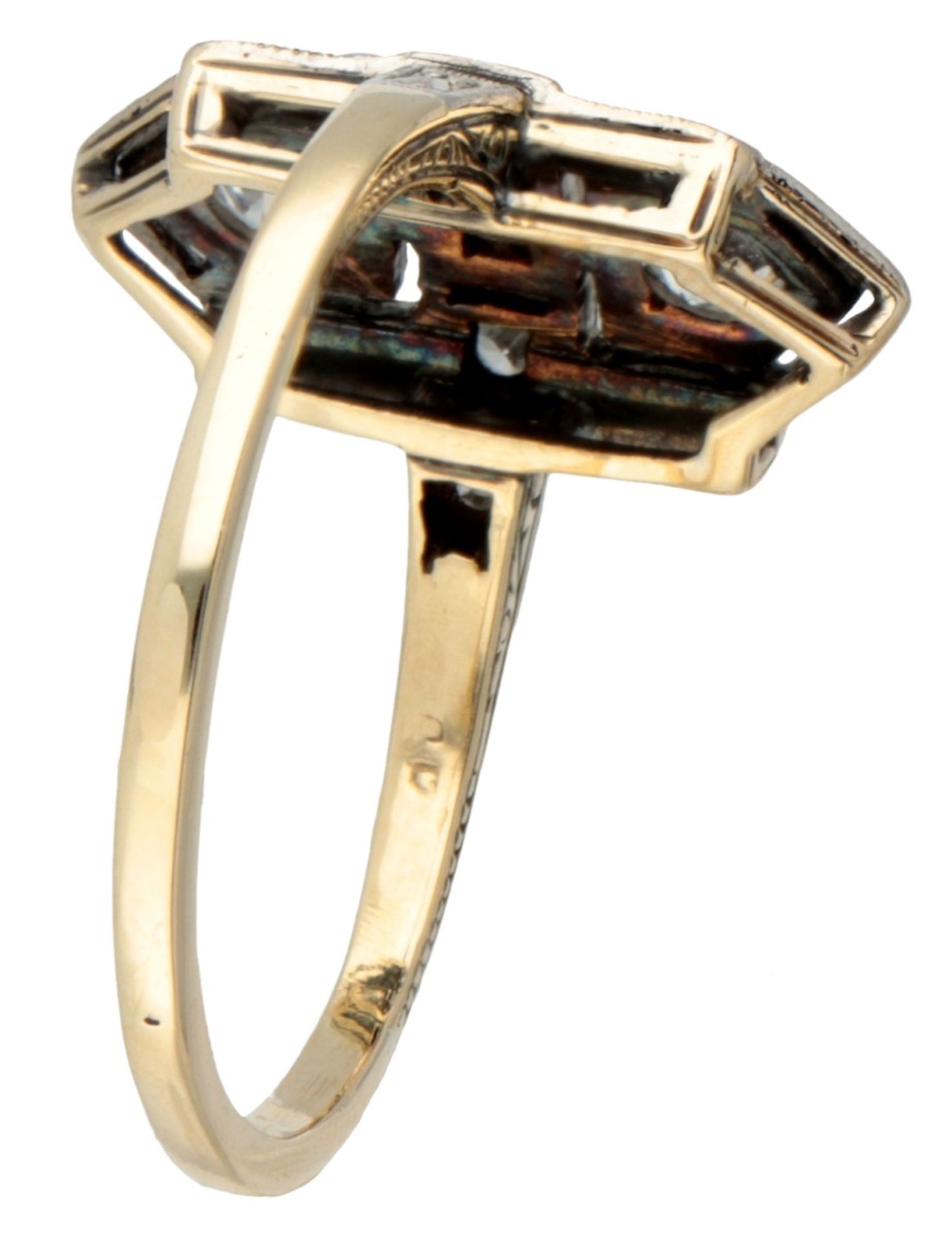 10K. Yellow gold and Pt 900 platinum Art Deco ring set with approx. 0.26 ct. diamond and onyx. - Image 2 of 2