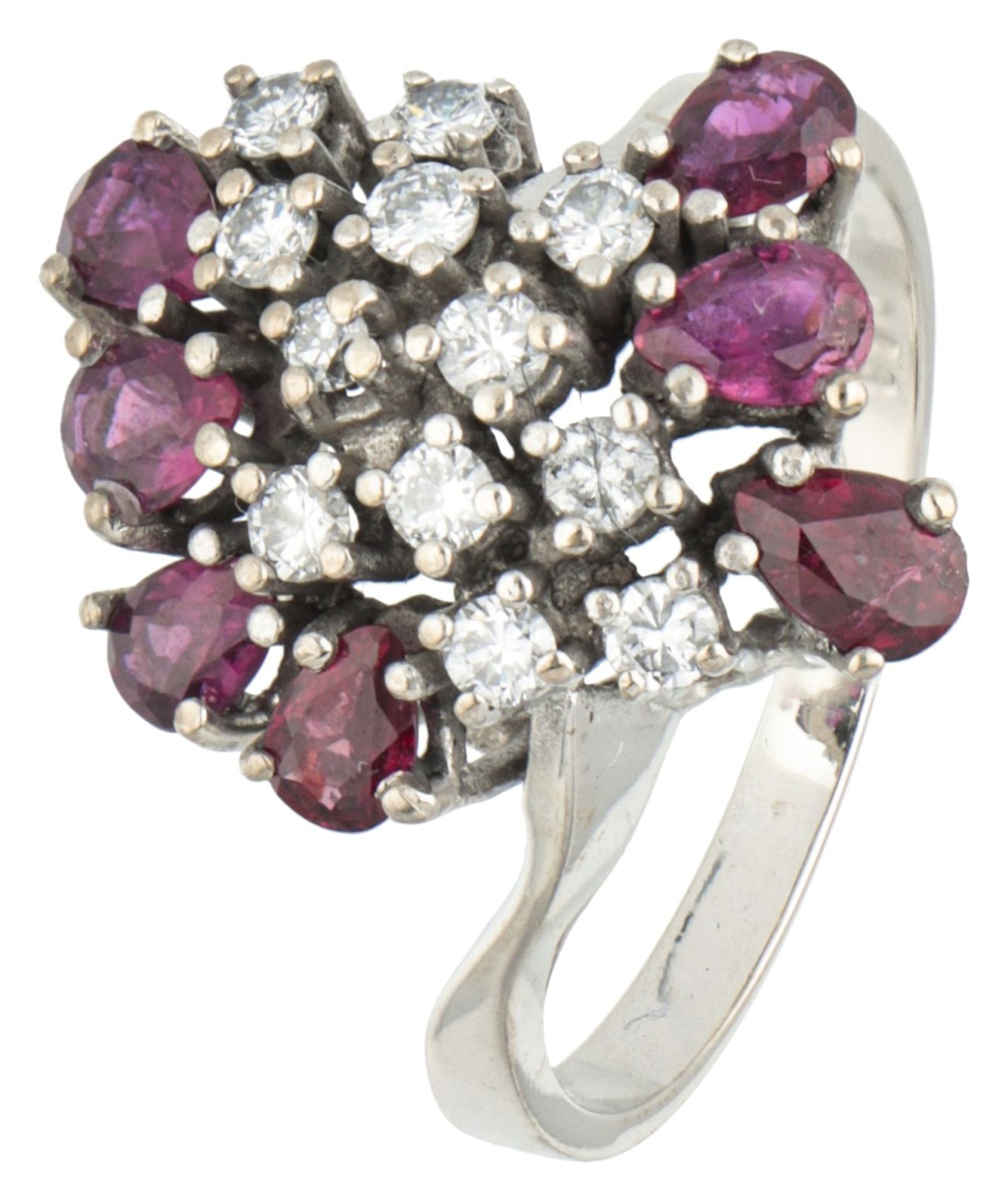 Vintage 14K. white gold ring set with approx. 1.68 ct. natural ruby ​​and approx. 0.36 ct. diamond.