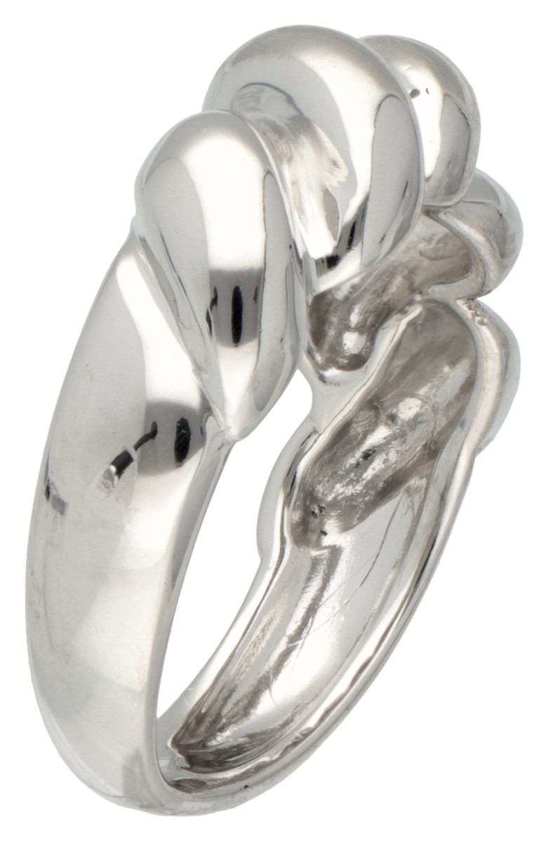 18K. White gold ring with twisted centerpiece. - Image 2 of 2