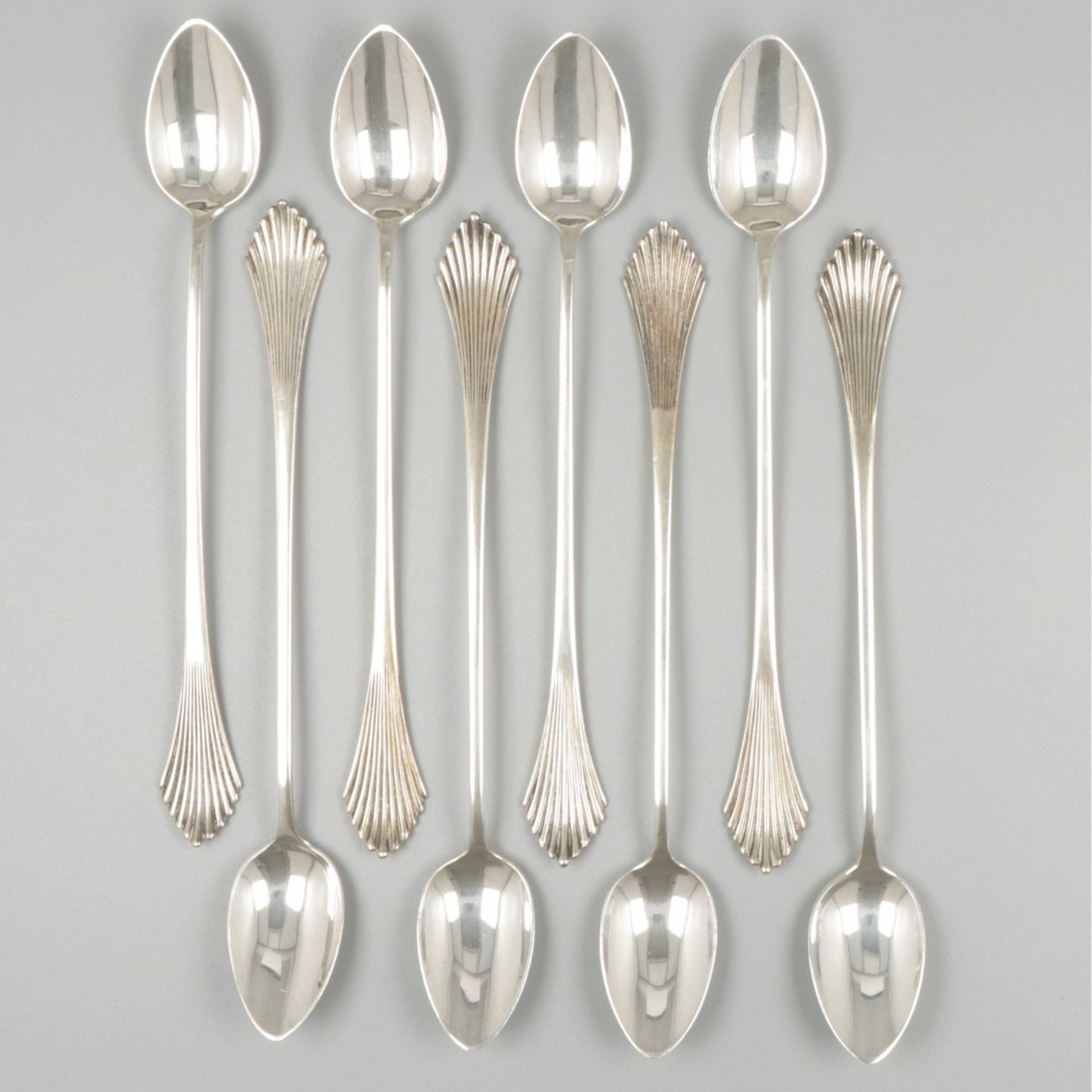 8-piece set of ice cream spoons silver.