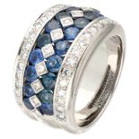 18K. White gold ring set with approx. 2.52 ct. natural sapphire and approx. 0.35 ct. diamond.