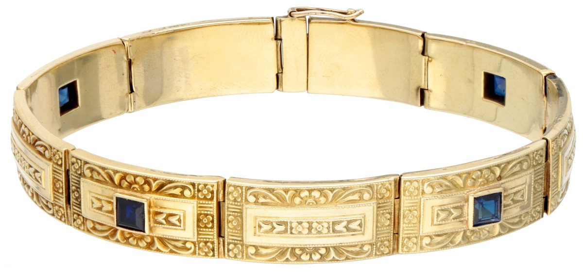 Vintage 14K. yellow gold bracelet set with approx. 1.52 ct. synthetic sapphire.