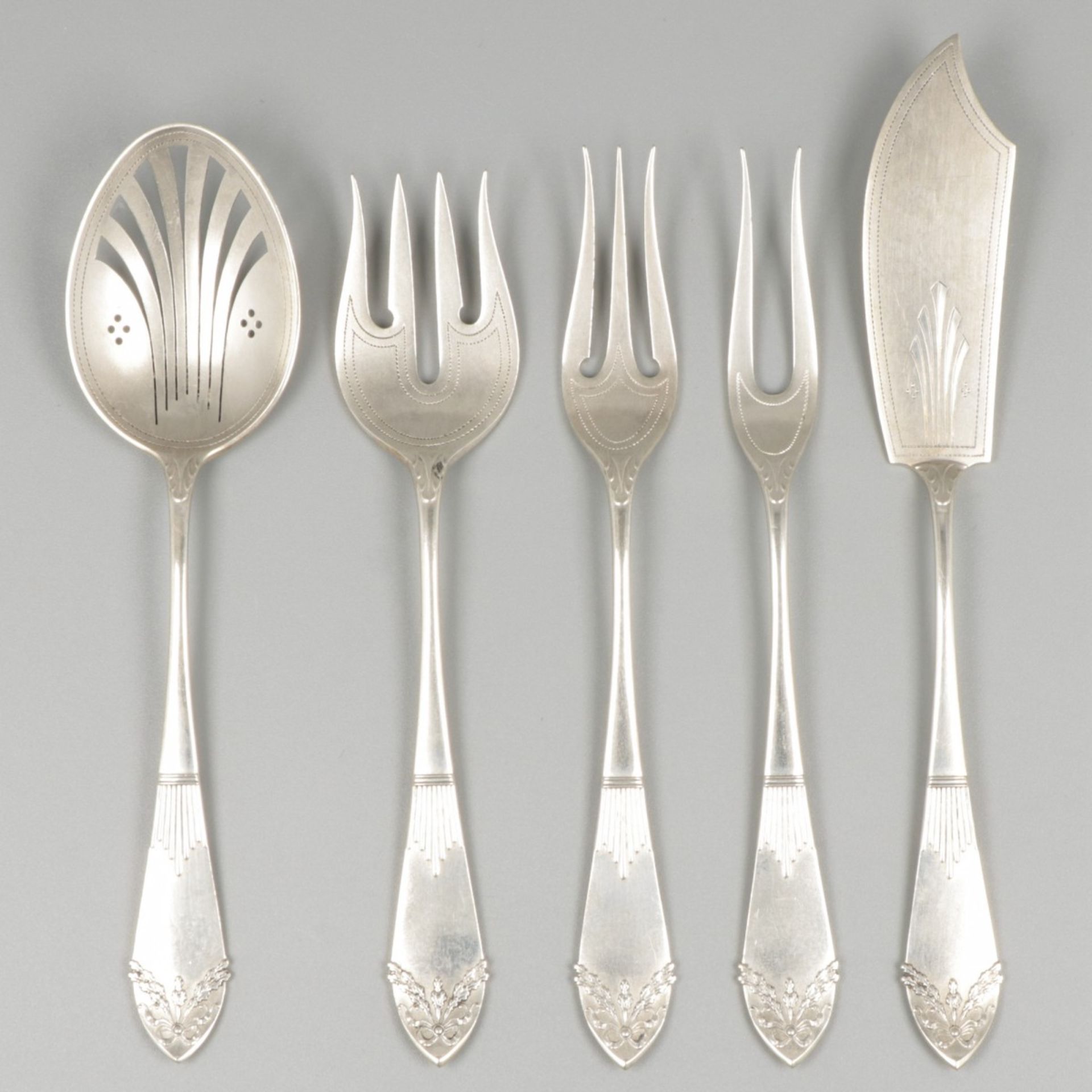 5-piece hors d'oeuvres set silver.