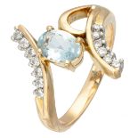 18K. Yellow gold ring set with approx. 0.55 ct. aquamarine and approx. 0.13 ct. diamond.