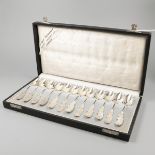 12-piece set silver coffee spoons.