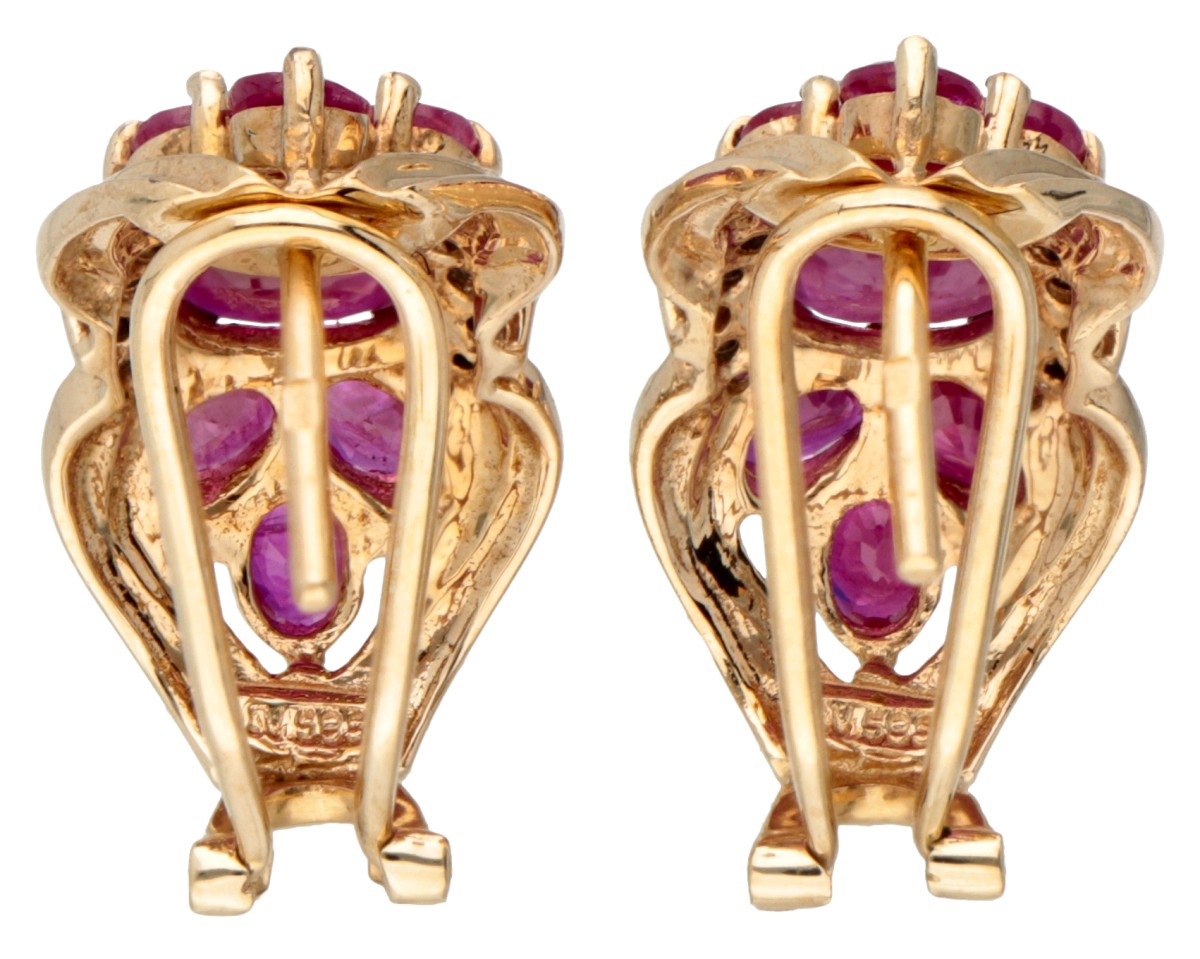 Vintage 14K. yellow gold earrings set with approx. 3.10 ct. ruby ​​and approx. 0.20 ct. diamond. - Image 3 of 3